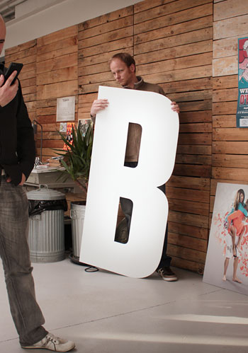 B